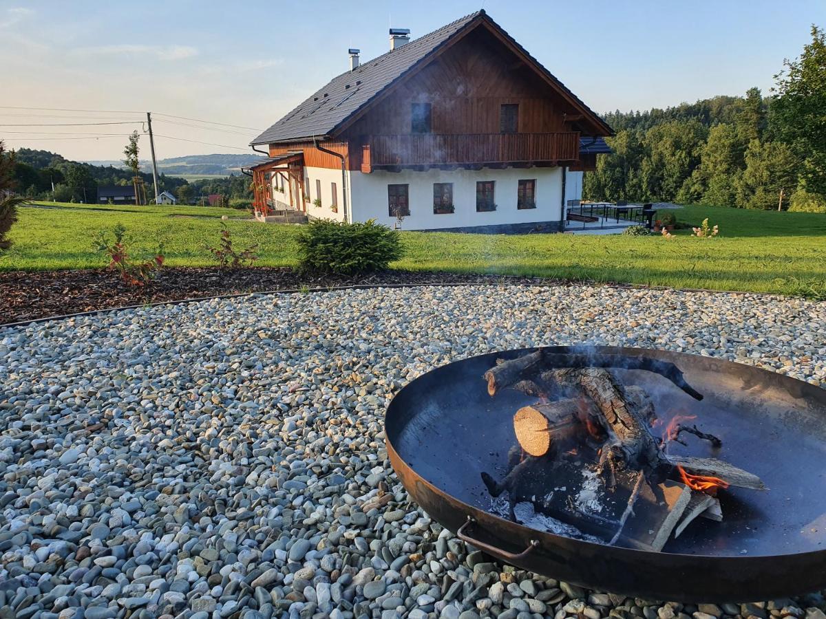 Penzion Stribrnik Krásná Esterno foto